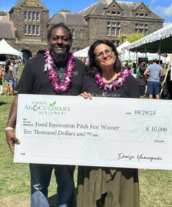 Hawaiian Vinegar and Spice Co. owners
